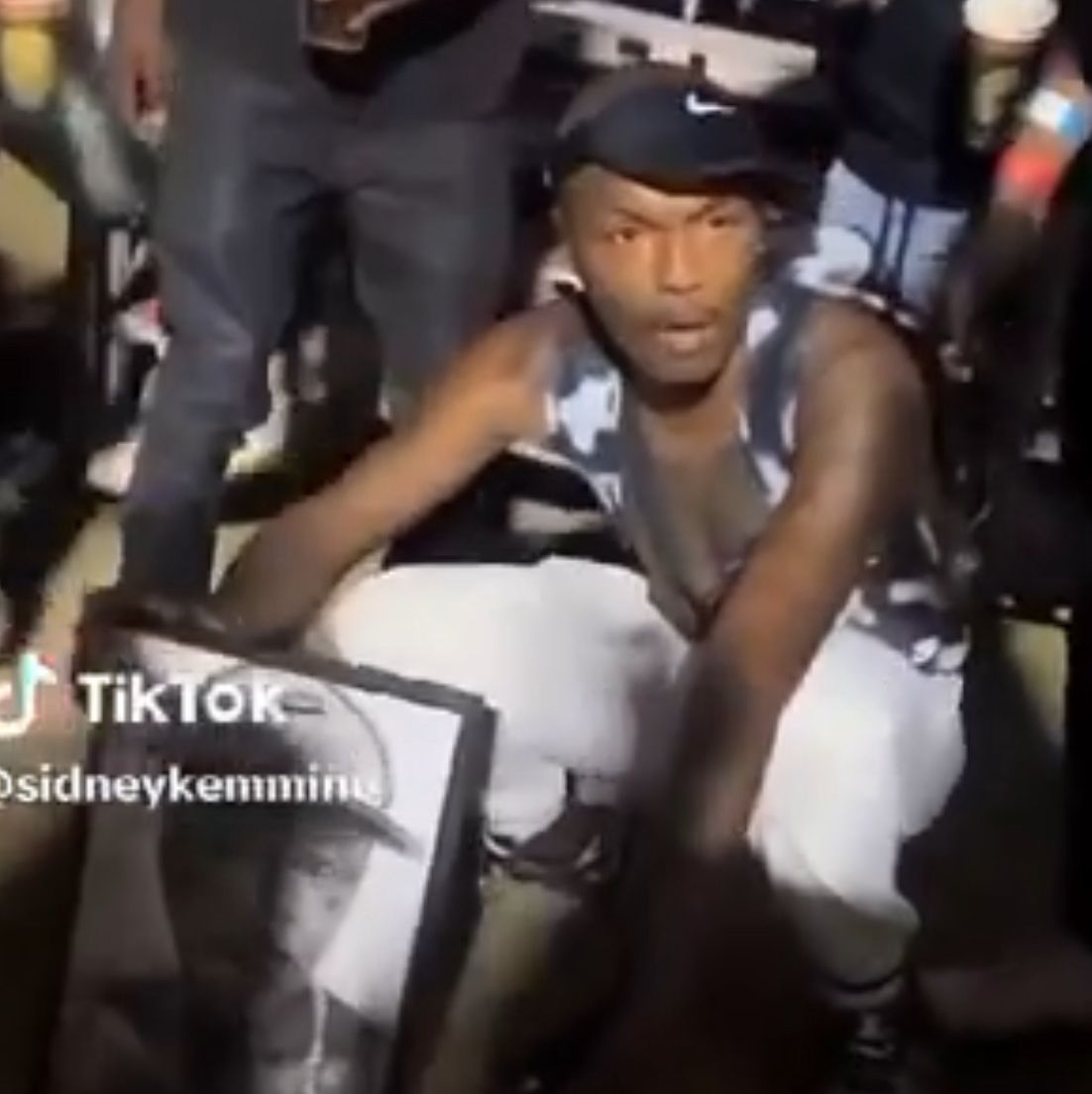 Shebeshxt with artwork